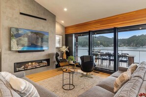 TV, fireplace, video games, books - Luxury Lake Retreat • Private Dock, Covered Hot Tub, Views, Kayaks (Olympia)