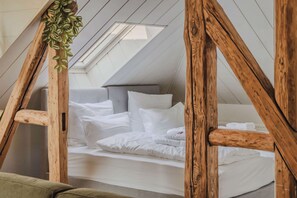 4 bedrooms, desk, soundproofing, iron/ironing board - Penthouse in Hildesheims Philosophen Viertel (Hildesheim)