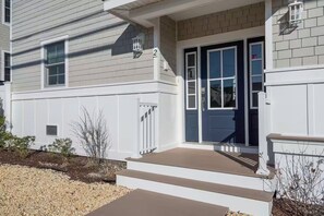 Exterior detail - 1 Block to Beach with Linens + Towels and Coffee Included (Seaside Park)