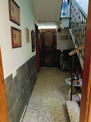 Shared Dormitory, 1 Bedroom, Smoking | Living room