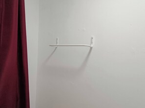 Asrama Umum, 1 kamar tidur, Boleh Merokok | Kamar mandi
