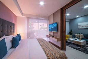 2 slaapkamers, een strijkplank/strijkijzer, reisbedje, wifi