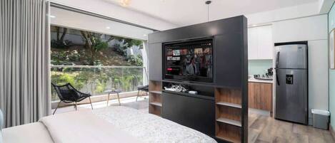 1 chambre, fer et planche à repasser, lit parapluie, Wi-Fi