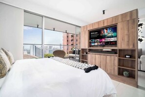 1 غرفة نوم ومكواة/لوح كي وسرير سفر وواي فاي