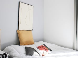 Ferros/tábuas de passar roupa, Wi-Fi, roupa de cama