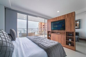 1 bedroom, iron/ironing board, travel crib, WiFi