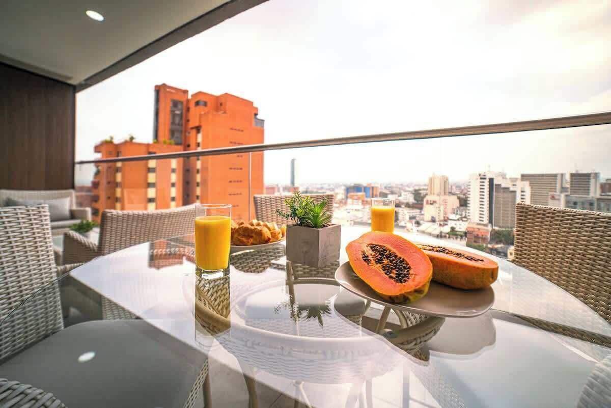 屋外ダイニングエリア