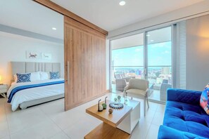 2 habitaciones, tabla de planchar con plancha, cuna de viaje y wifi 