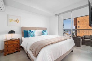 2 slaapkamers, een strijkplank/strijkijzer, reisbedje, wifi
