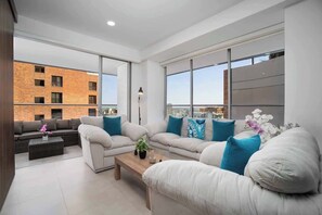 Televisión y oficina