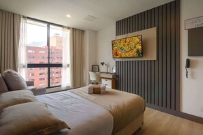 1 bedroom, iron/ironing board, WiFi - RM 1102 | Luxurious Suite | Pool | Gym | Security (Cali)