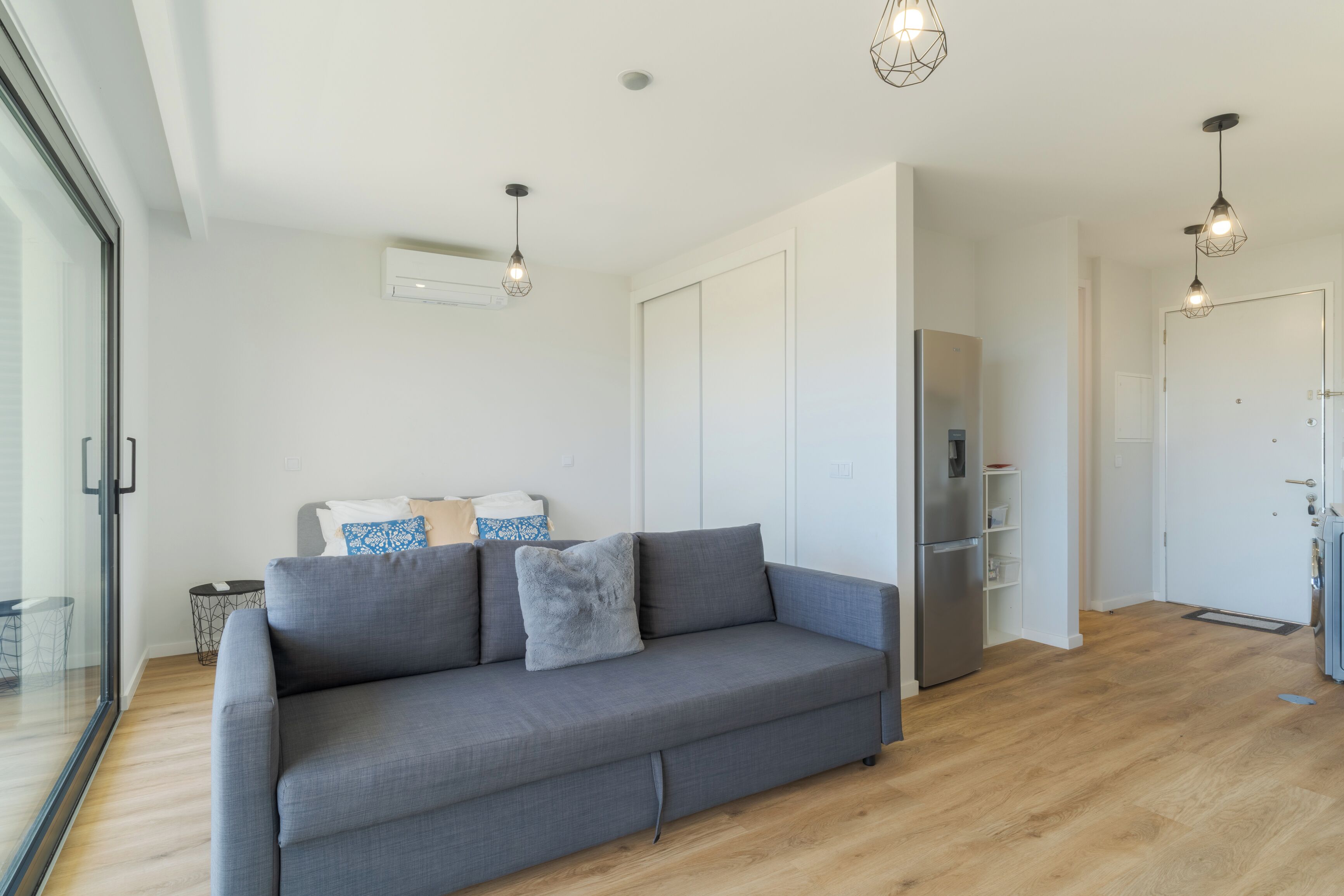 Comfort-Studio, Balkon, Stadtblick | Wohnbereich