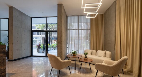 Télévision, espaces bureaux