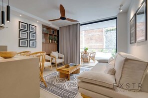 Télévision, espaces bureaux