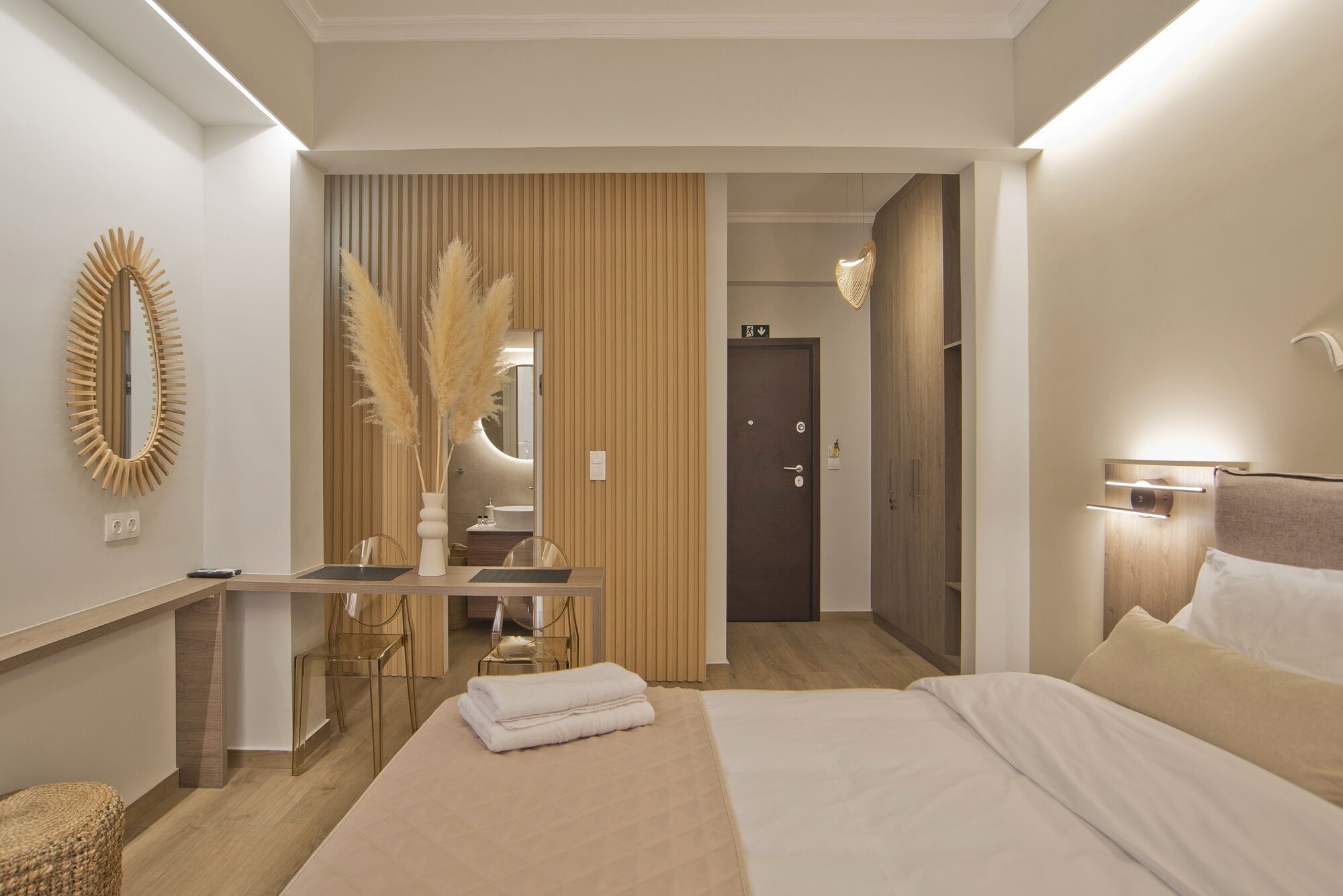 1 habitación, tabla de planchar con plancha, wifi y ropa de cama 