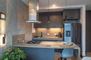 Fridge, microwave, oven, stovetop