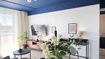 1 bedroom, in-room safe, individually decorated, individually furnished