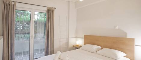 Fer et planche à repasser, Wi-Fi, draps fournis