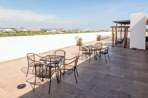 Outdoor dining - Charming apartment 3 minutes from the beach (Mazatlan)
