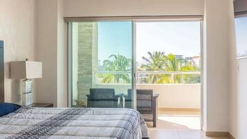 2 quartos, ferros/tábuas de passar roupa, Wi-Fi, roupa de cama