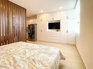 1 bedroom, iron/ironing board, WiFi, bed sheets