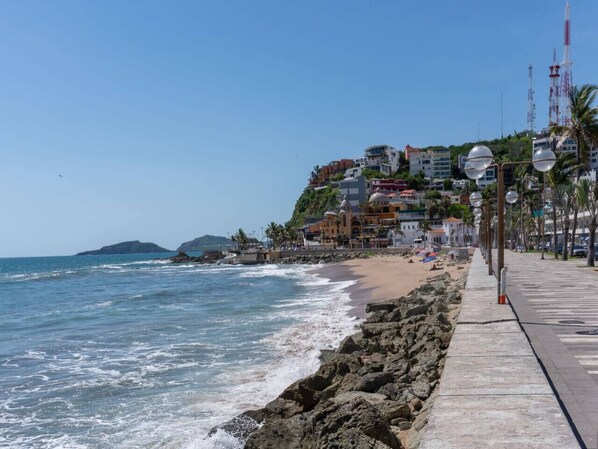 Strand