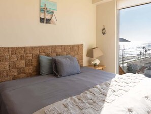 2 dormitorios, tabla de planchar con plancha, wifi y ropa de cama