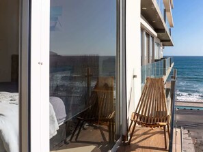 2 slaapkamers, een strijkplank/strijkijzer, wifi, beddengoed