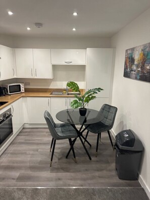 Apartment | Private kitchen | Fridge, microwave, oven, stovetop