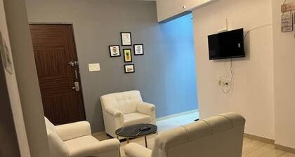 Cozy Riverview 1Bhk House in koregaon park