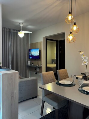 Dining - New and Cozy Apartment! Close to the Mother Bonifácia Park and Santa Rosa Hospital. (Jardim Mariana Cuiabá)