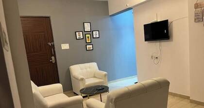 Cozy Riverview 1Bhk House in koregaon park