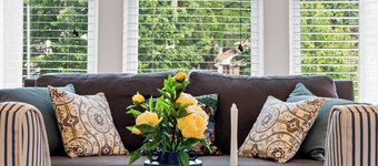 Daily Double-Expo, UofL, Downtown, Highlands, close to track, NEW LISTING!