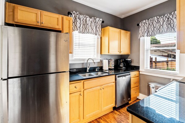 Microwave, oven, stovetop, dishwasher