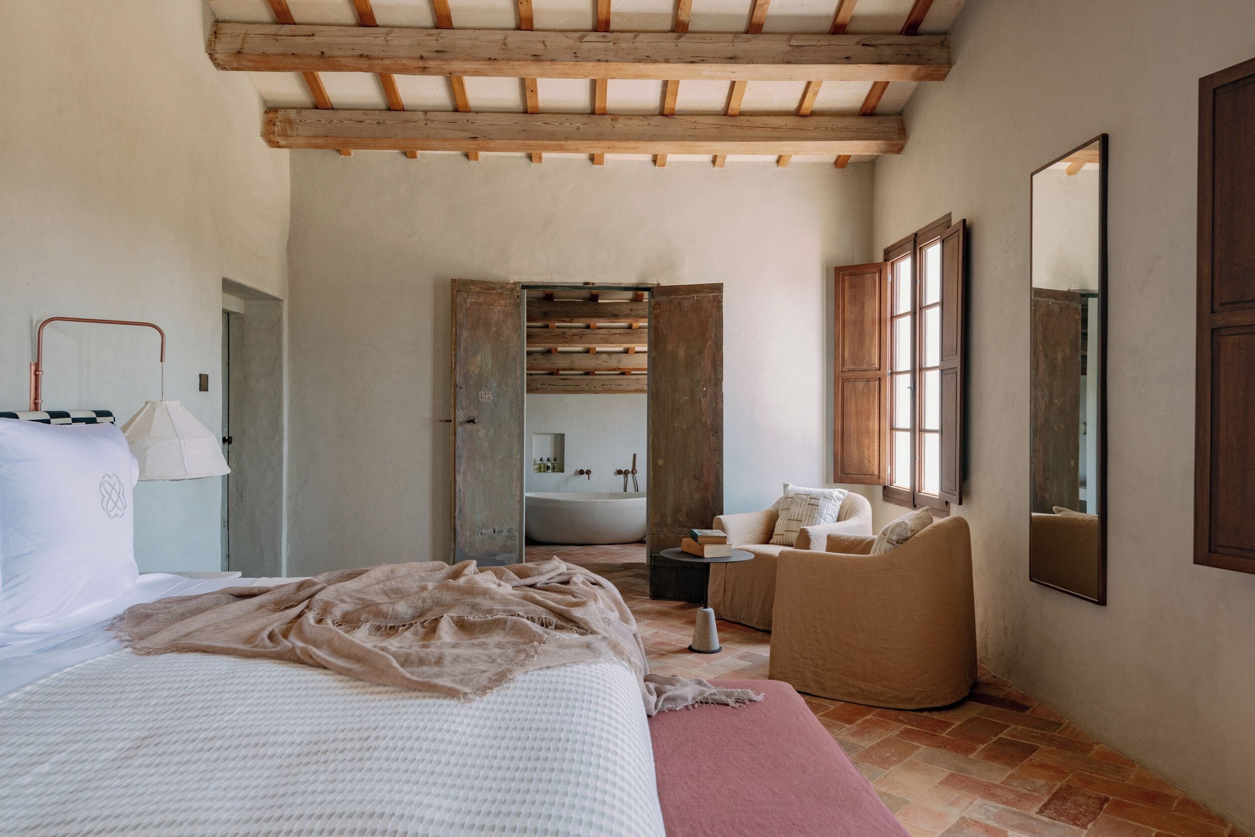 Grand Suite | In-room safe, desk, free WiFi