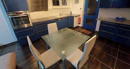 Lovely apartment with small patio in charming Saeul