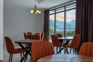 Breakfast, lunch served; local and international cuisine, garden views 