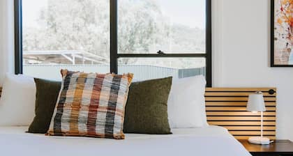 Grevillea Suite A Serene Haven for Couples