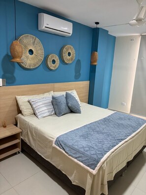 2 bedrooms, in-room safe, iron/ironing board, free WiFi