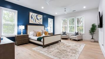 7 bedrooms, iron/ironing board, WiFi, bed sheets