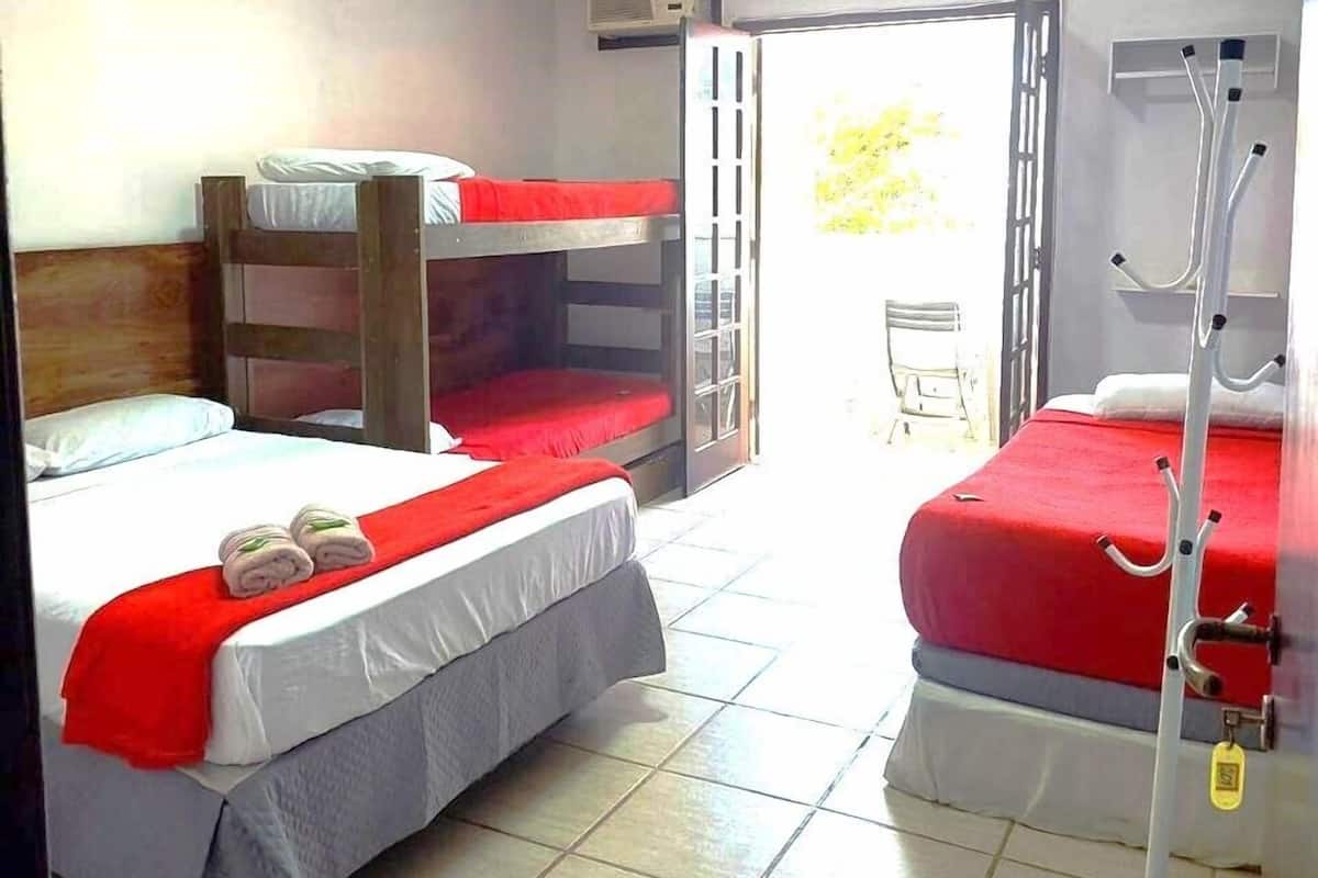Family Room, Balcony | 1 bilik tidur, Wi-fi percuma