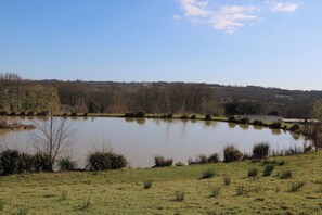 Miscellaneous - Roach Hut (Uckfield)