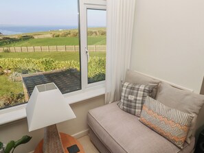 Cottage | Living area - Coastman's Nest (Newquay)