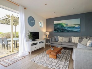 Living area - Coastman's Nest (Newquay)