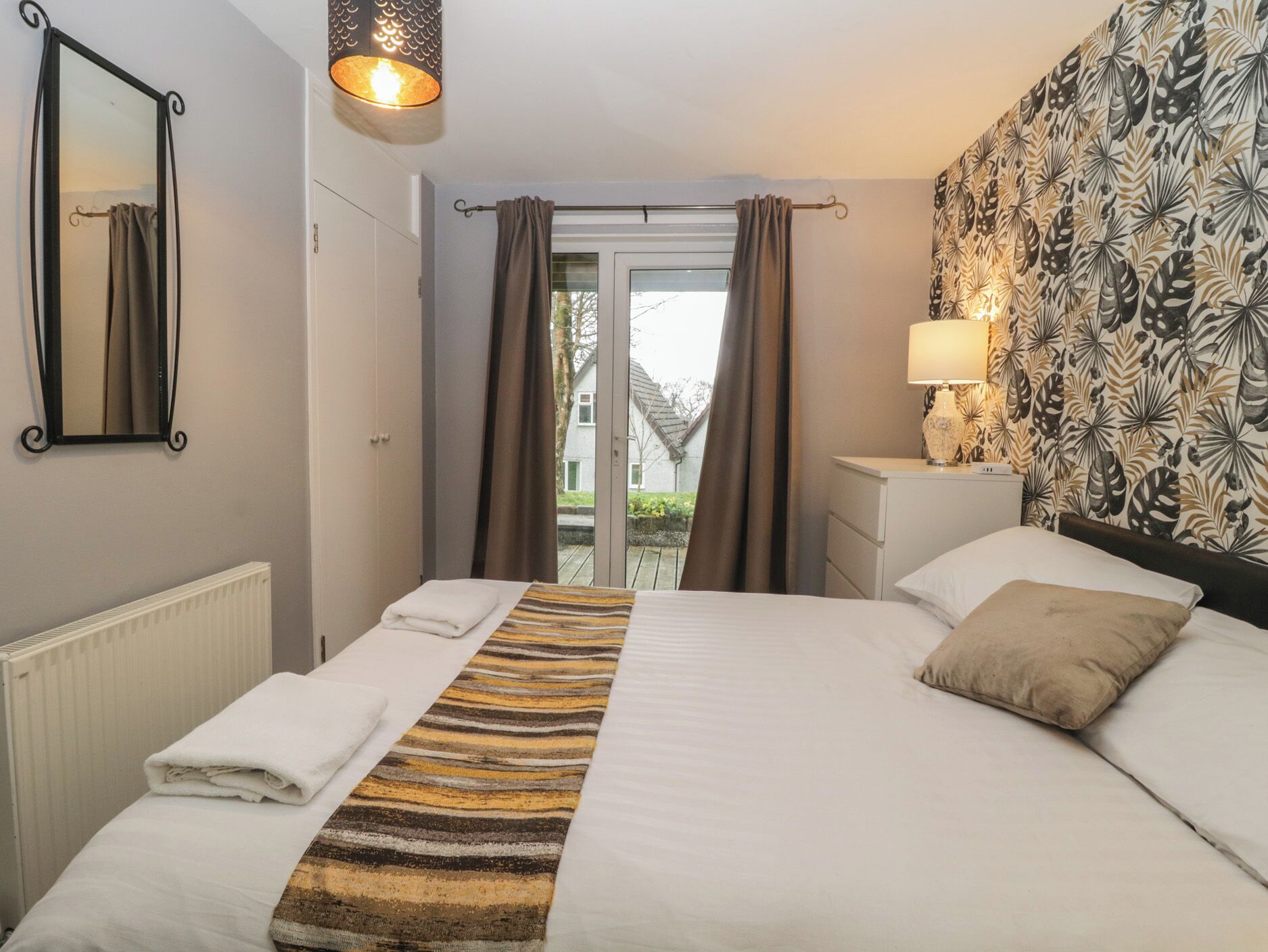 3 bedrooms, individually decorated, individually furnished, free WiFi