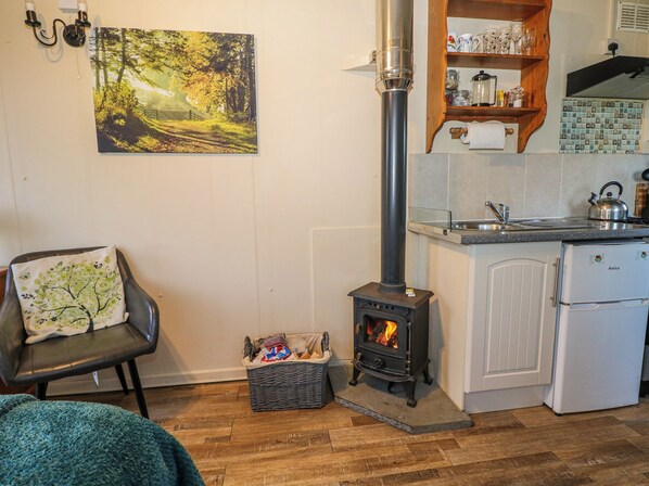 Interior - Tench Hut (Uckfield)