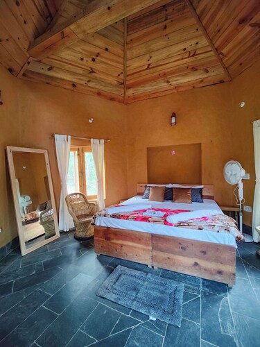 Nature Stay in Stone Cottage with Food, Yoga & Meditation in Dharamshala