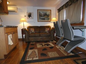 Living area - Yellowstone Studio # 7. Just One Mile From Yellowstone's Main Entrance (West Yellowstone)
