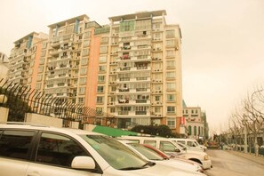Unclassified image, 5 of 13, button - Wen Feng Hotel (Shanghai)