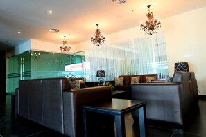 Lobby - Merdeka Suites Hotel (Miri)